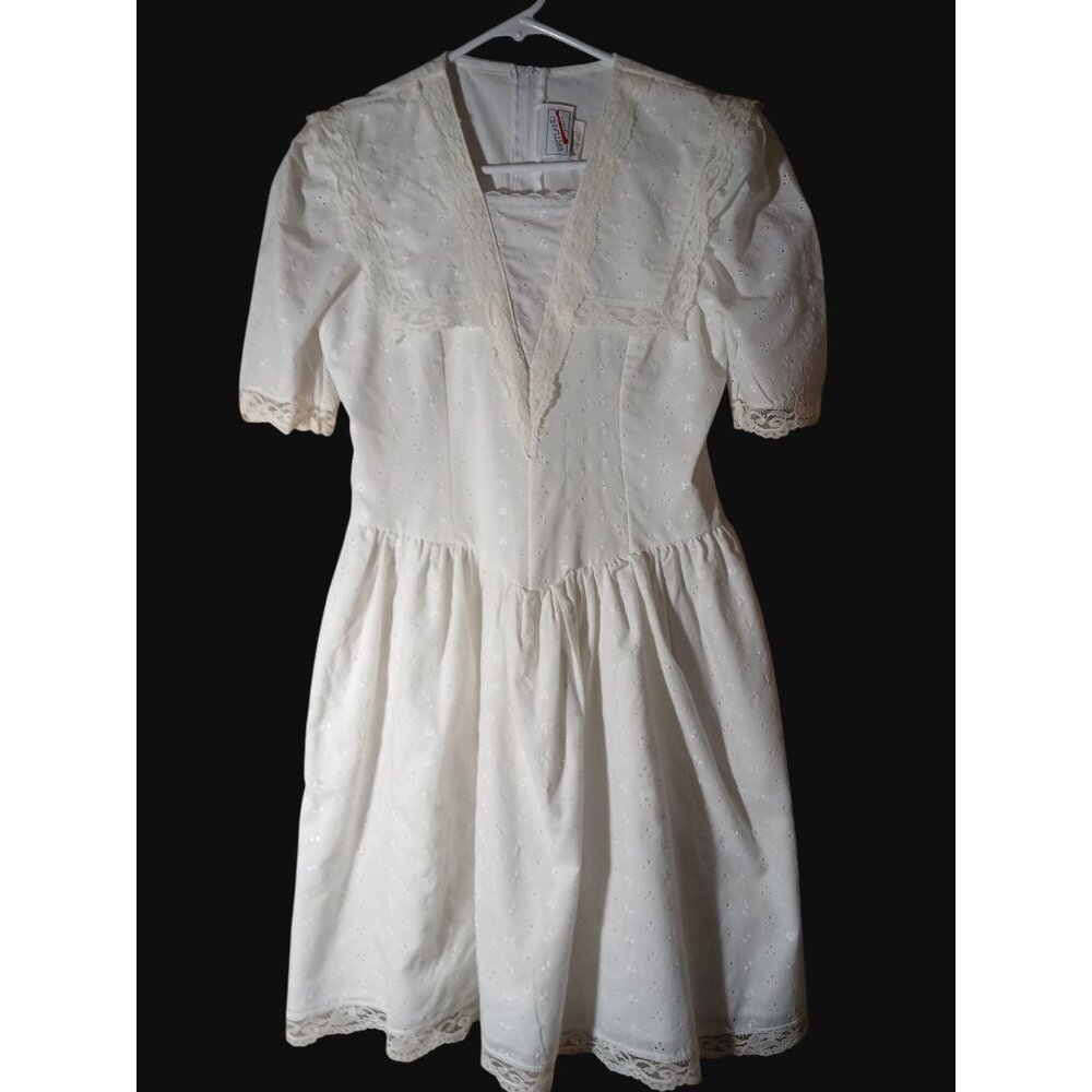 Vintage Britland Girls White Eyelet Lace Dress V Neck Size 14 Prairie Cottage - Picture 4 of 16
